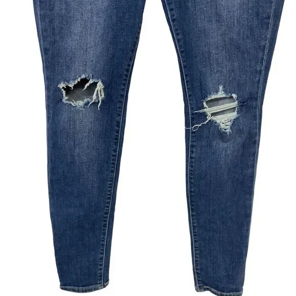 Levi’s 721 Distressed High Rise Skinny Jeans. Size 30 - Picture 9 of 10